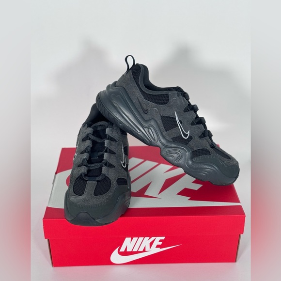 NIB Nike Tech Hera Women's Shoes - Picture 2 of 6